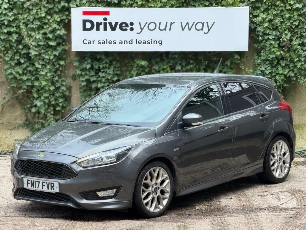 Ford Focus Hatchback 1.0T Ecoboost St-line Euro 6 Ss FM17FVR Grey #3