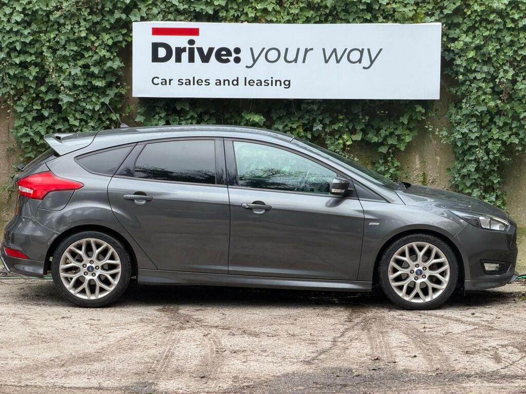 Ford Focus Hatchback 1.0T Ecoboost St-line Euro 6 Ss FM17FVR Grey #5