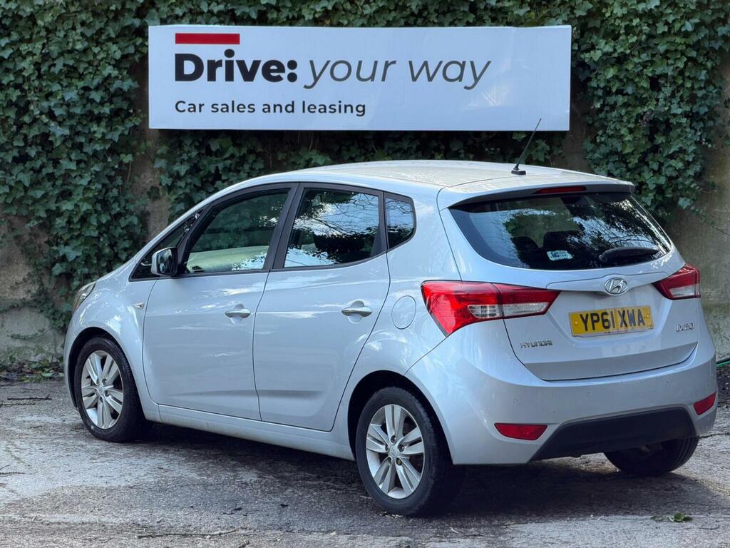 Hyundai Ix20 Hatchback 1.6 Active Euro 5 201161 Silver #6