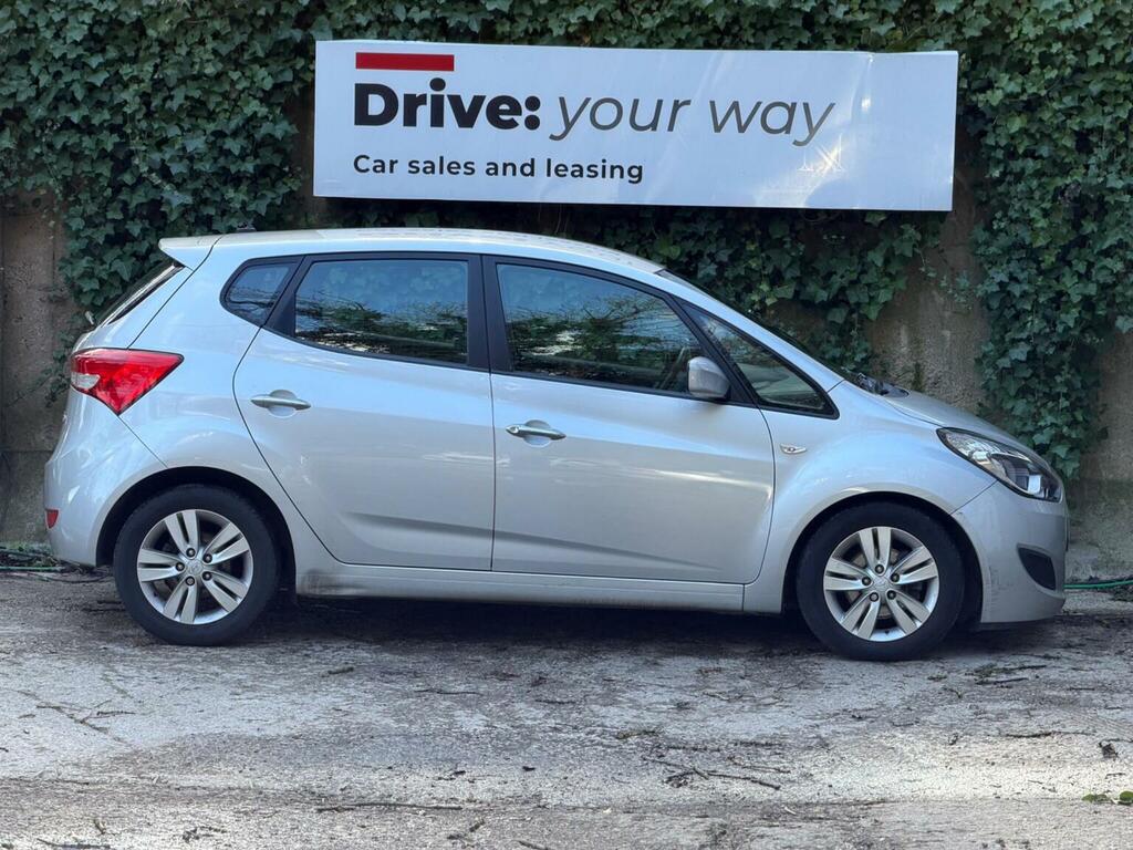 Hyundai Ix20 Hatchback 1.6 Active Euro 5 201161 Silver #5