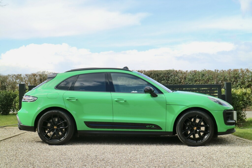 Porsche Macan Suv 2.9 T V6 Gts 202272 YN72XCB Green #6