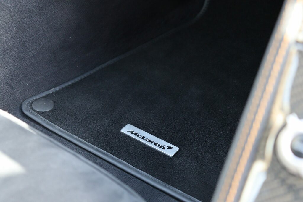 McLaren 650S Coupe 3.8T Black #25
