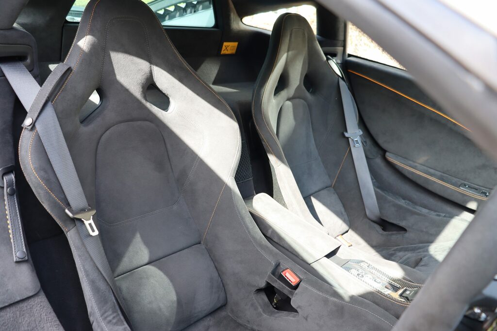 McLaren 650S Coupe 3.8T Black #11