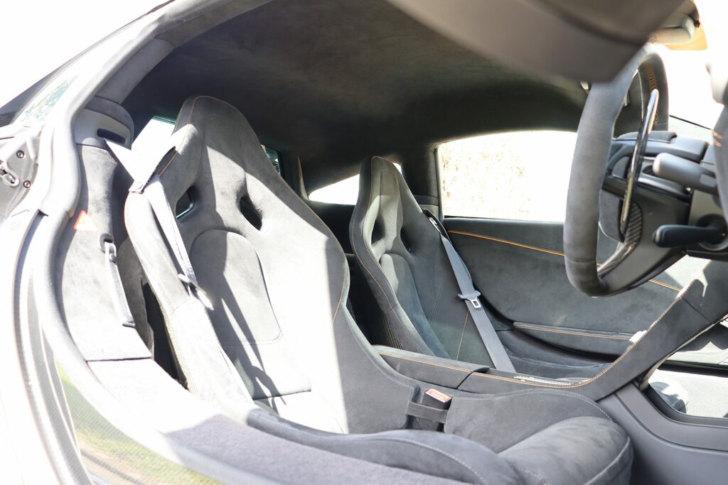 McLaren 650S Coupe 3.8T Black #10