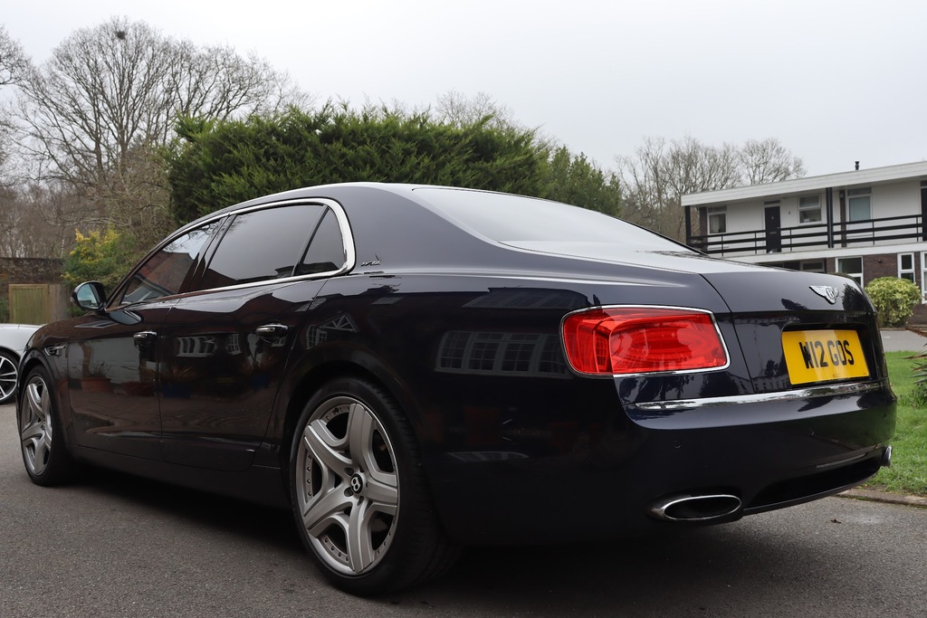Bentley Flying Spur Saloon Blue #5