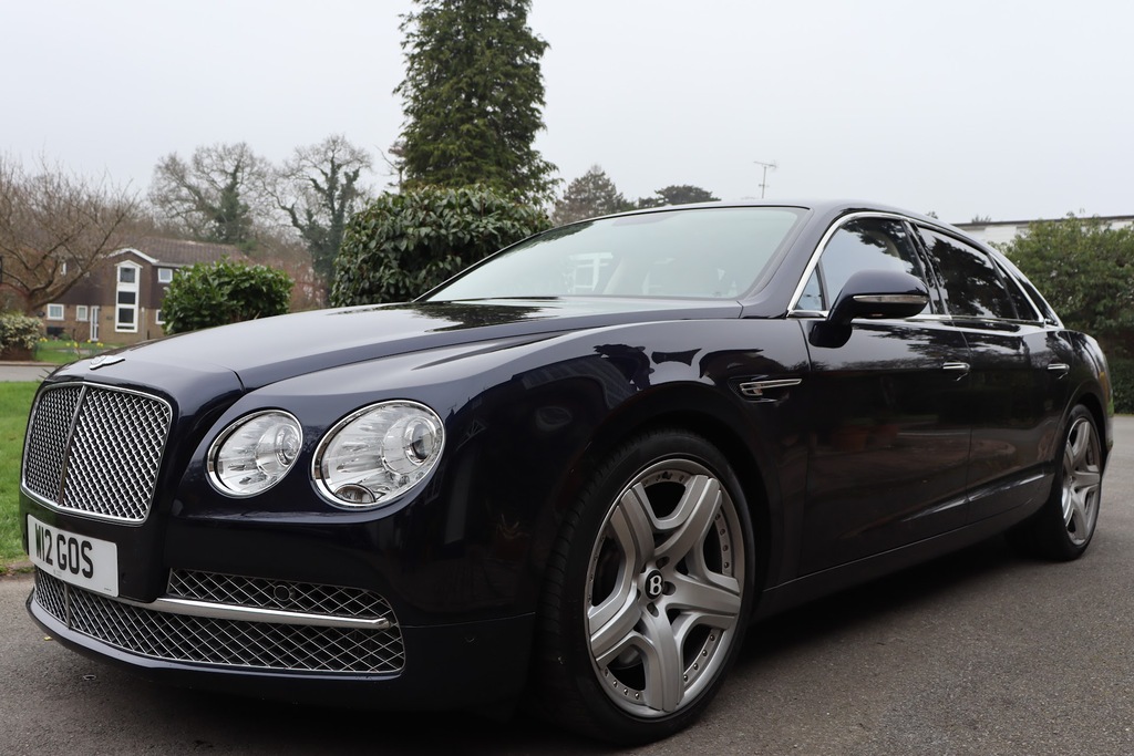 Bentley Flying Spur Saloon Blue #3