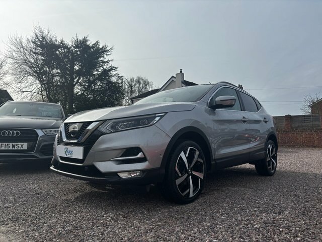 Nissan Qashqai 1.5 Dci Tekna Suv Euro 6 S S VK67WVB Silver #5