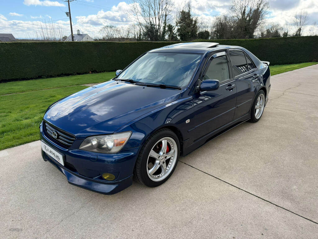 Lexus IS 200 2.0 Se Blue #5