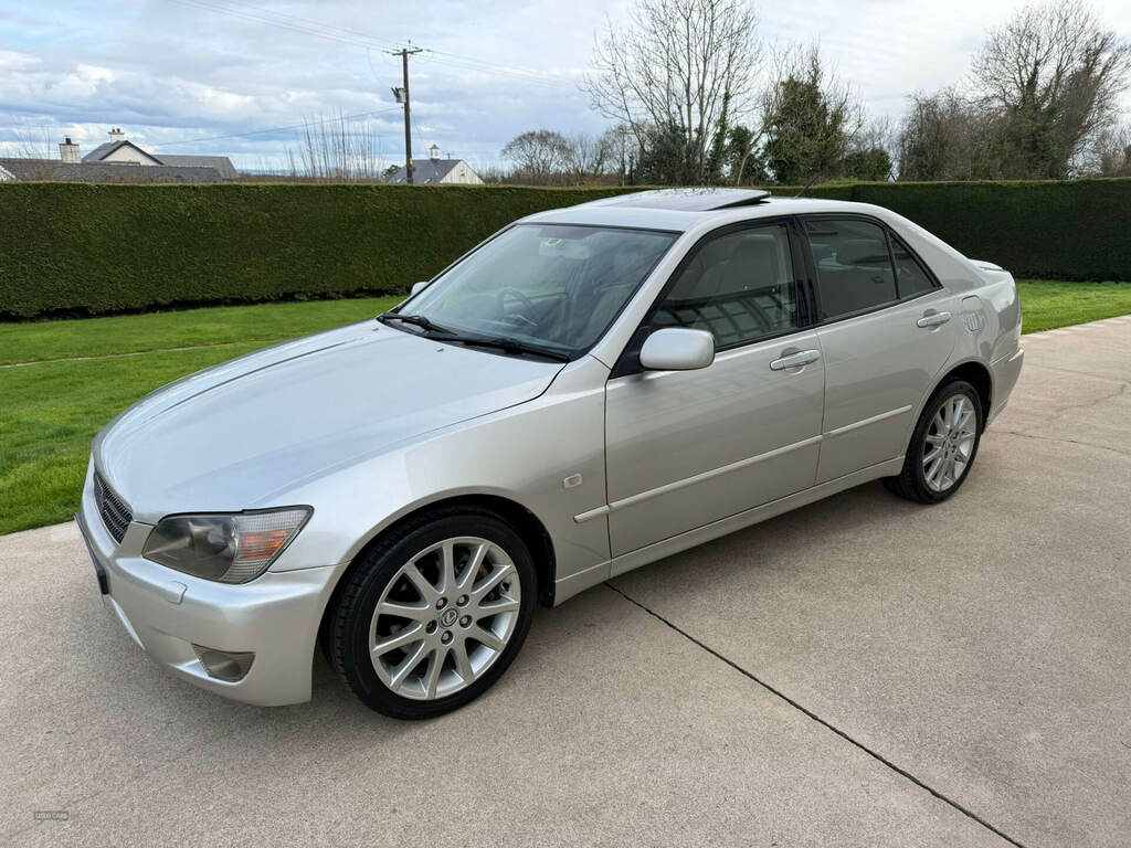 Lexus IS 200 2.0 Sport Silver #6