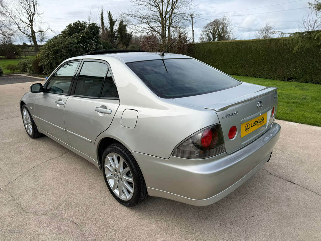 Lexus IS 200 2.0 Sport Silver #5