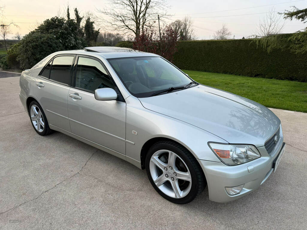 Lexus IS 200 2.0 Sport Silver #3