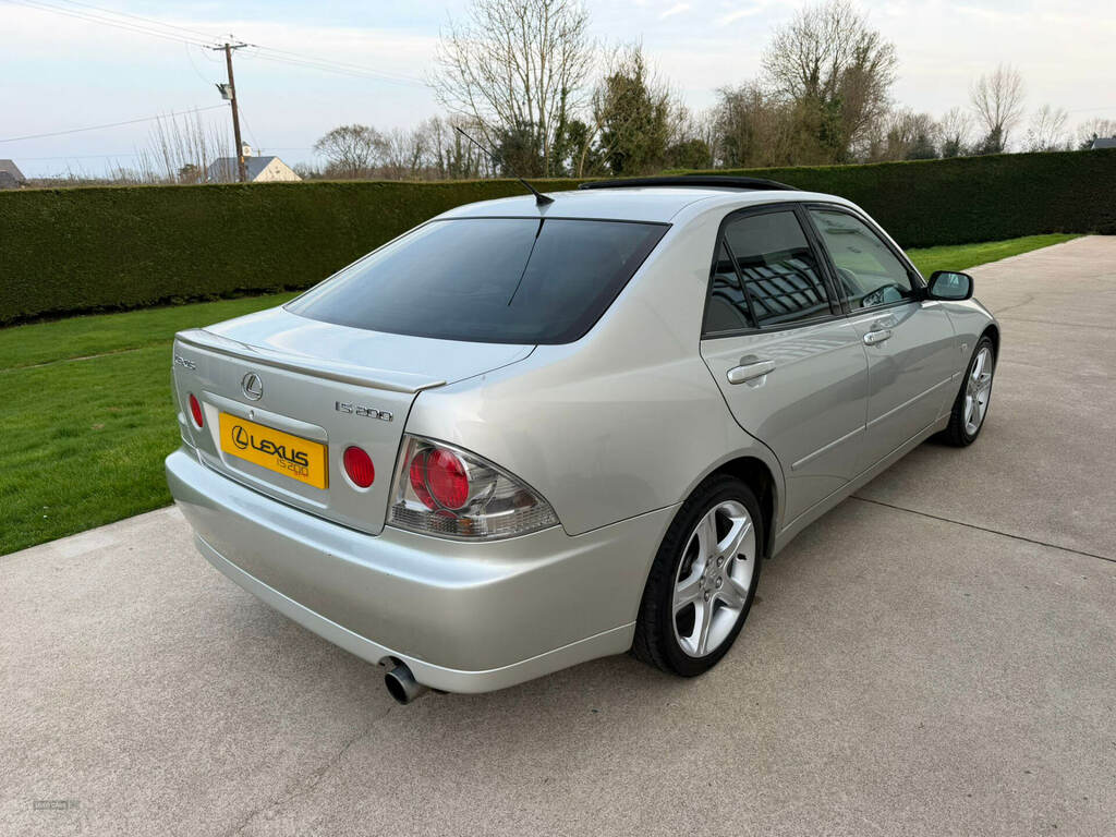 Lexus IS 200 2.0 Sport Silver #5