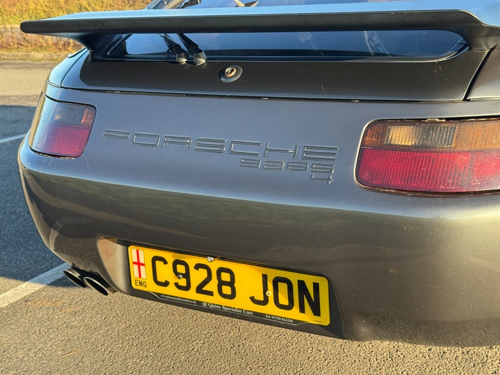 Porsche 928 S Series 4 5.0 V8 5.0 L Green #35