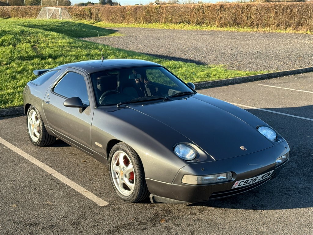 Porsche 928 S Series 4 5.0 V8 5.0 L Green #10