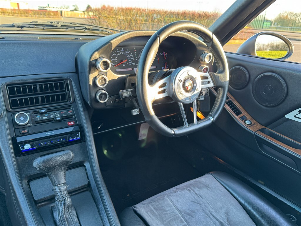 Porsche 928 S Series 4 5.0 V8 5.0 L Green #18
