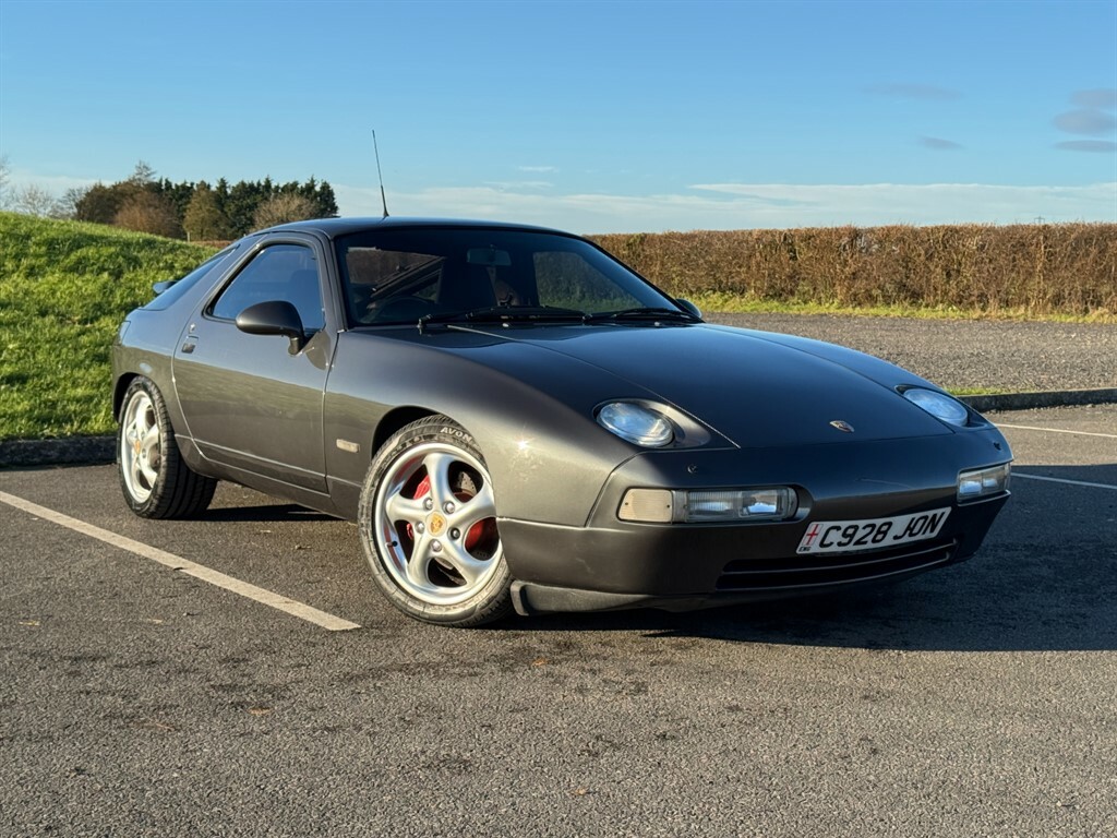 Porsche 928 5.0 L 5.0 S Series 4 Coupe 3 Grey