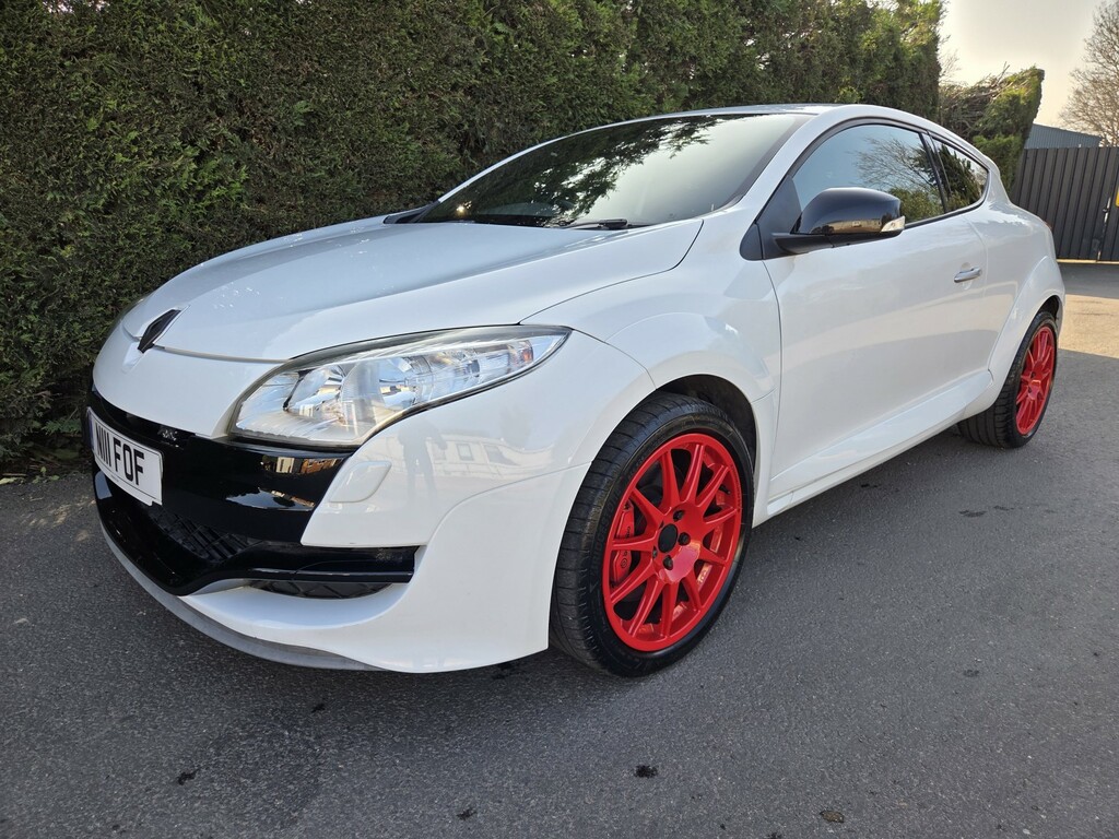 Renault Megane Coupe 2.0 T 16V Renaultsport 2010 White #3