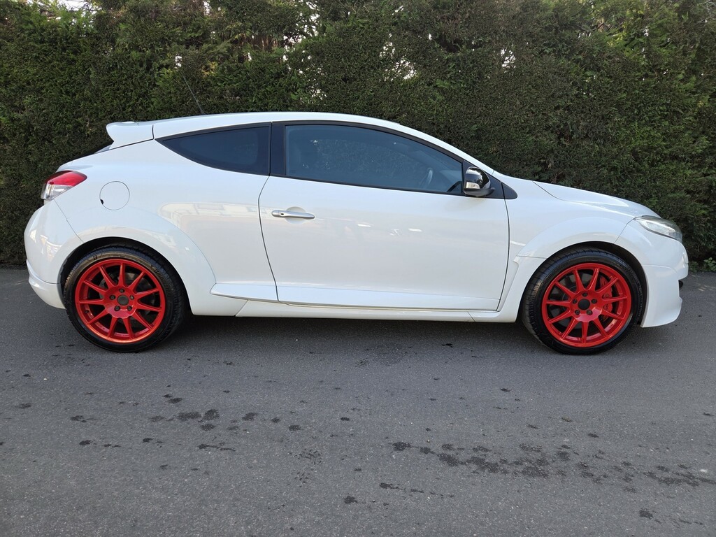 Renault Megane Coupe 2.0 T 16V Renaultsport 2010 White #4