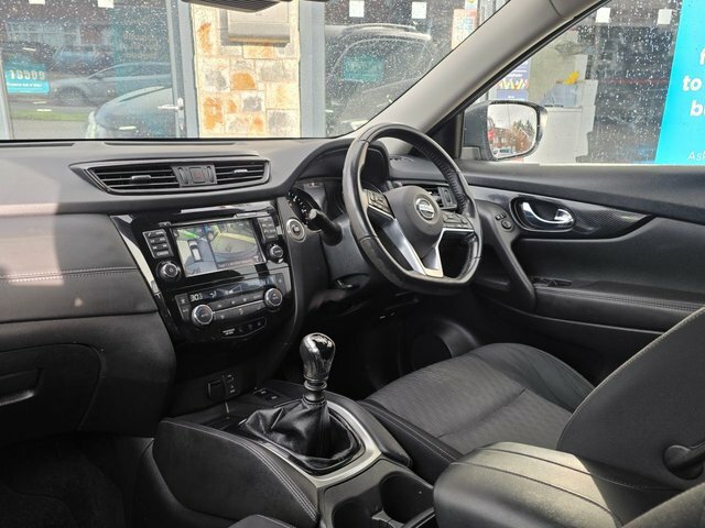 Nissan X-Trail 2018 1.6 Dci N-connecta Suv Euro YE18NSY Black #3