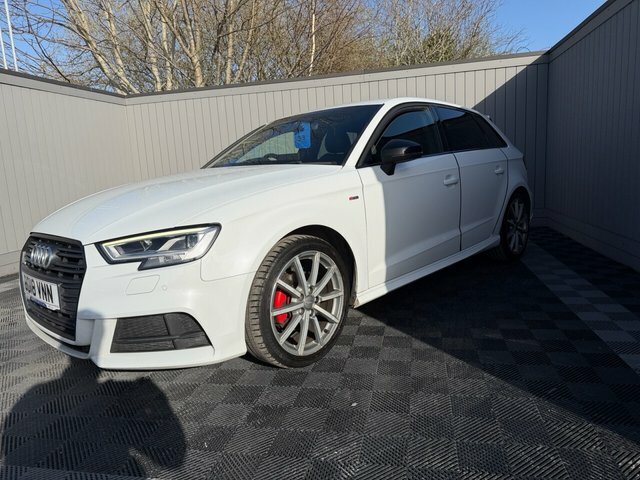 Audi A3 2018 1.5 Tfsi Cod Black Edition Sportback Petr BD18VNN White #2