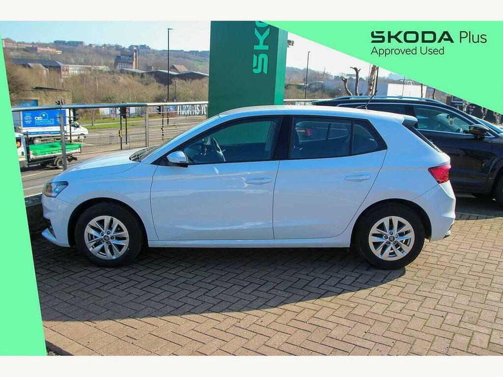 Skoda Fabia 2025 1.0 Tsi Se Edition GK25LRL White #4
