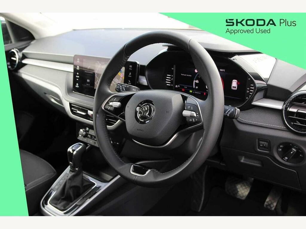 Skoda Fabia 2024 1.0 Tsi 116 Se L Dsg YT74FNC Black #6