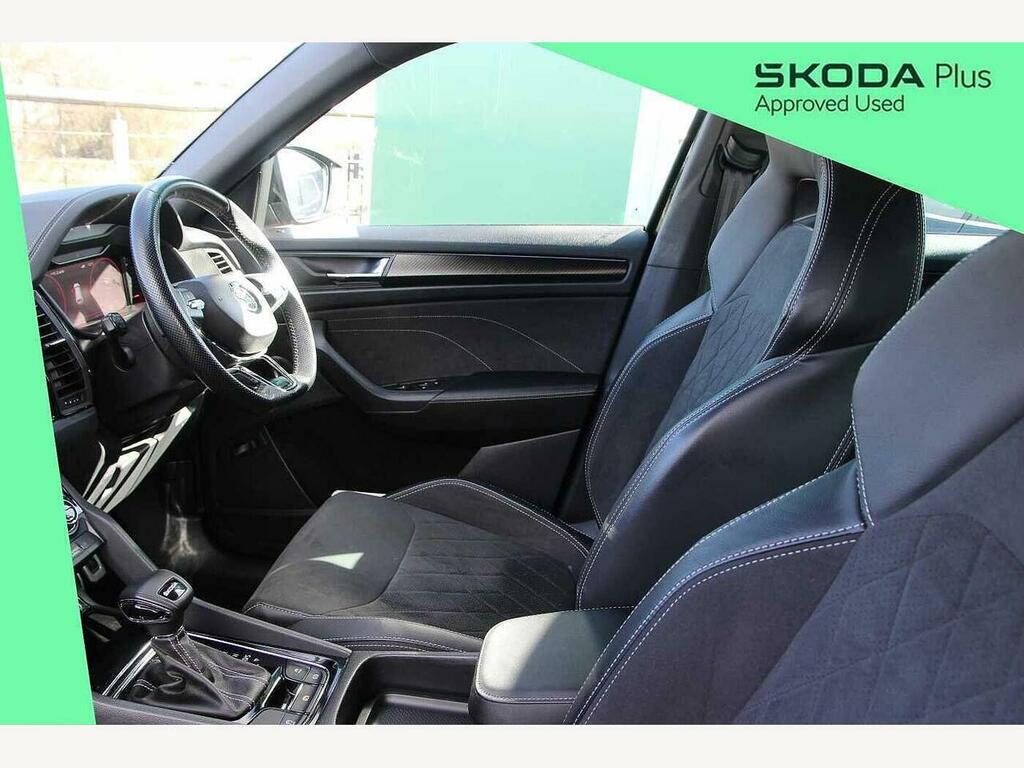 Skoda Kodiaq 2023 1.5 Tsi Sportline Dsg 7 Seat YS73FDN Black #2
