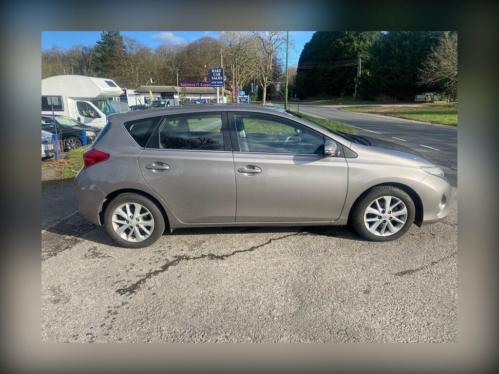Toyota Auris 1.4 D-4d Icon Euro 5 Ss GX14TMY Brown #4