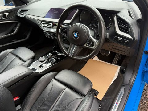 BMW 1 Series 1.5 118I M YB69VFP Blue #4