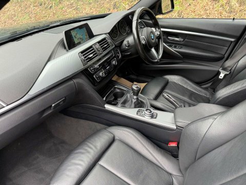 BMW 3 Series 2.0 320D Xdrive YK18LYU Black #2