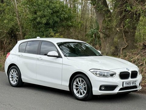 BMW 1 Series 1.5 116D Se YH19VRZ White #6