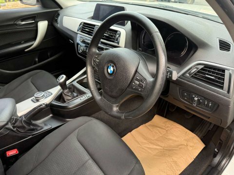 BMW 1 Series 1.5 116D Se YH19VRZ White #5