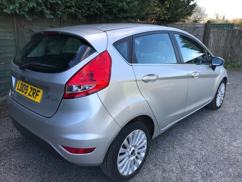 Ford Fiesta 1.4 Titanium Silver #3