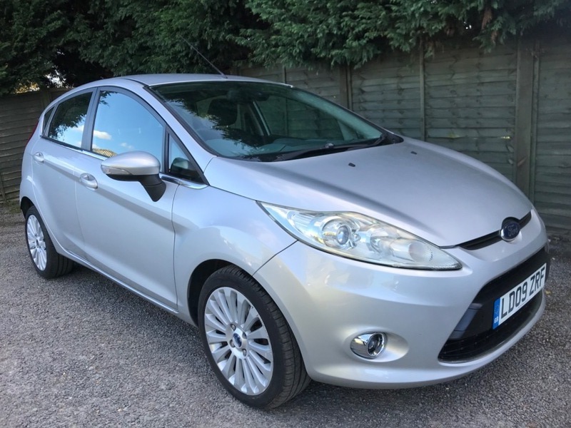 Ford Fiesta 1.4 Titanium Silver