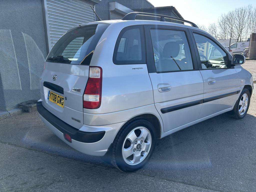 Hyundai Matrix Hatchback 1.6 White #15