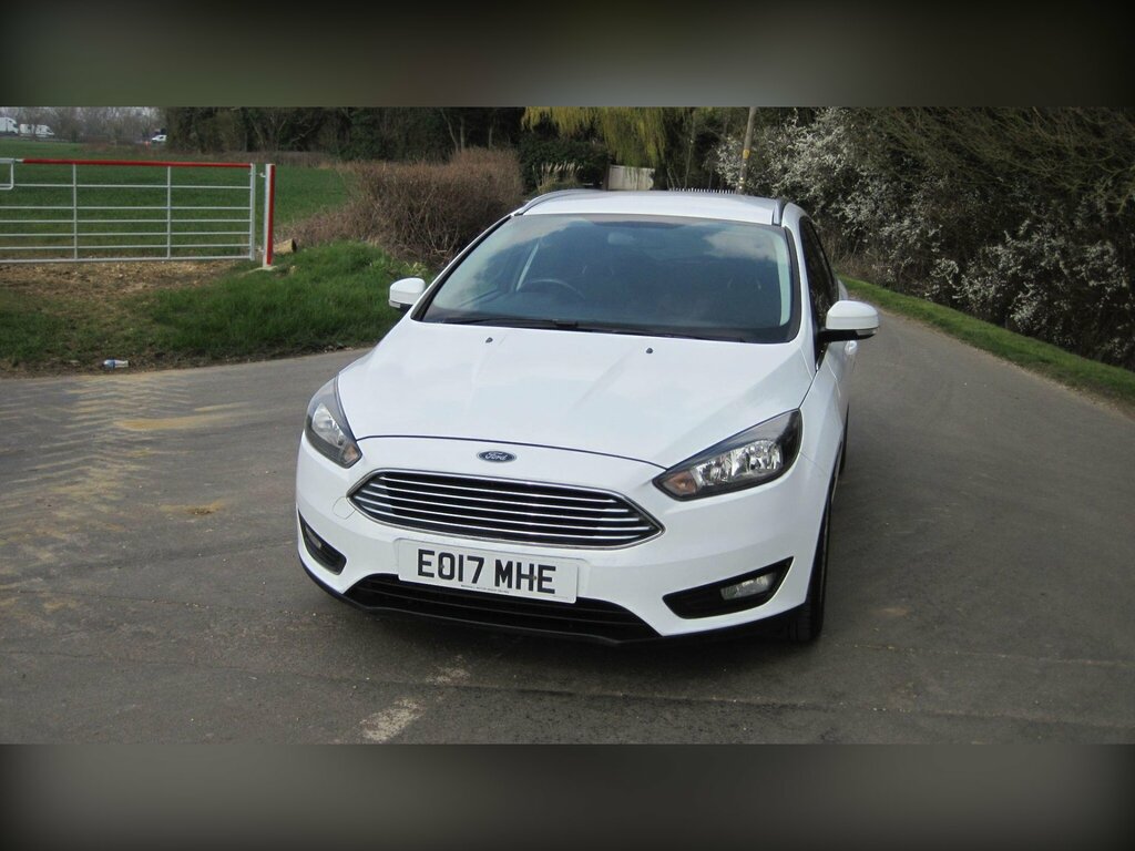 Ford Focus 1.5 Tdci Zetec Edition Euro 6 Ss EO17MHE White #4