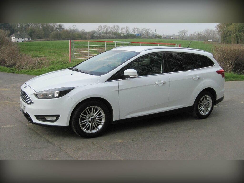 Ford Focus 1.5 Tdci Zetec Edition Euro 6 Ss EO17MHE White #6