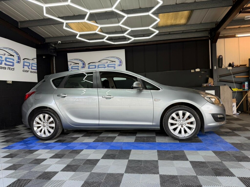 Vauxhall Astra 1.6 16V Tech Line 2014 DS14DVU Silver #5