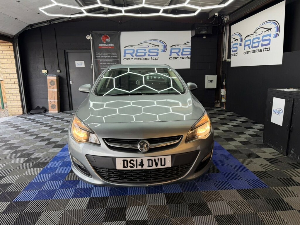Vauxhall Astra 1.6 16V Tech Line 2014 DS14DVU Silver #2