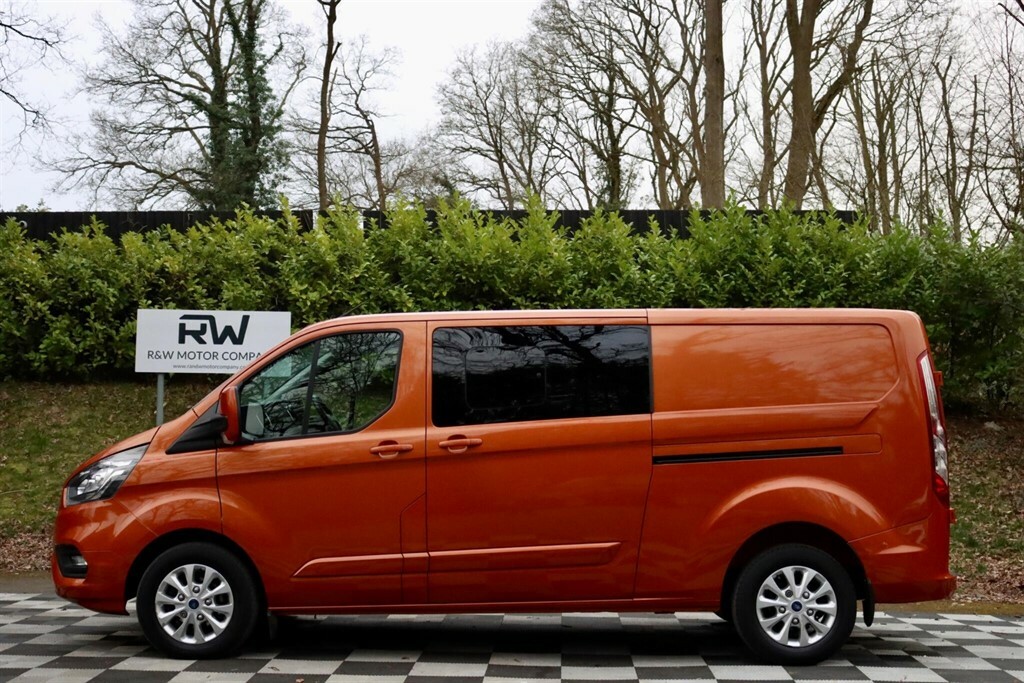 Ford Transit Custom 2.0 320 Ecoblue Limited Crew Van Double Cab Di Orange