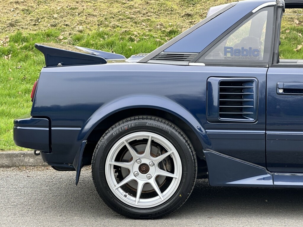 Toyota MR2 In A Highly Sought After Colour And We Suspect Tha  #7