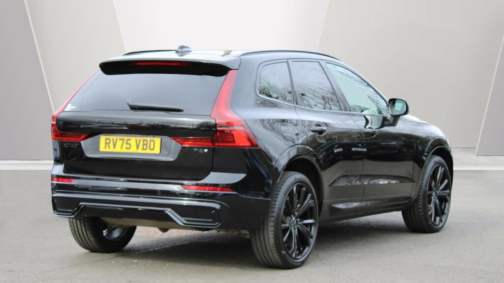 Volvo XC60 T6 Awd Phev Plus Black Edition Harmankardon Soun RV75VBO Black #2