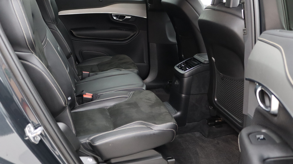 Volvo XC90 T8 Awd Phev R-design Pilot Assist, Heated Seats, YJ71ZMV #6