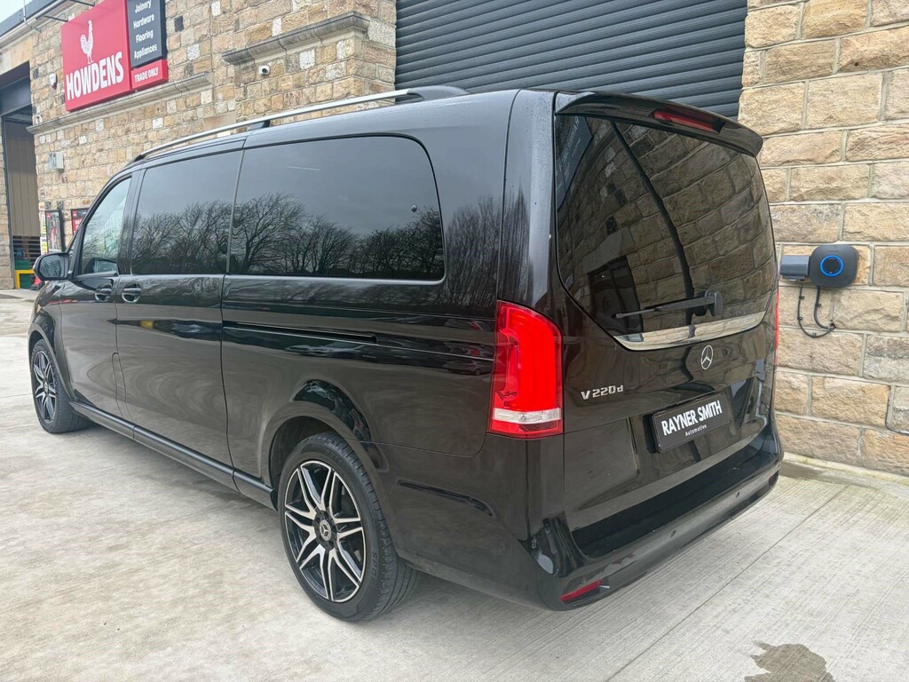 Mercedes-Benz V Class D Amg Line X11VNE Black #4
