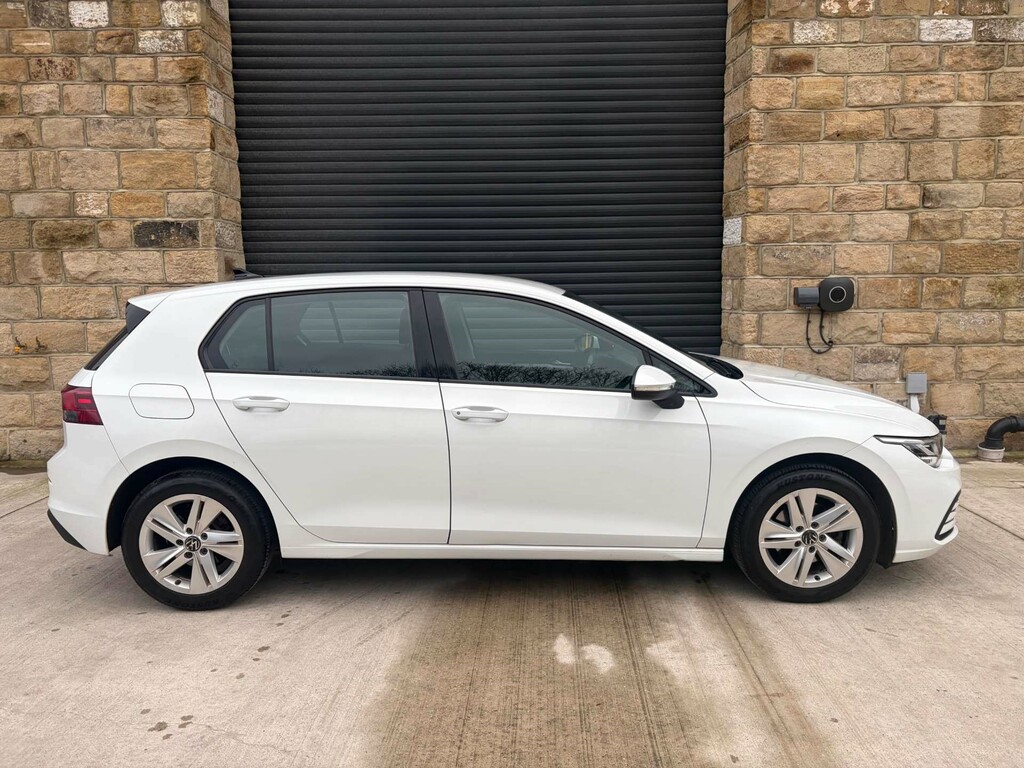 Volkswagen Golf Life Tsi VN70JKE White #6