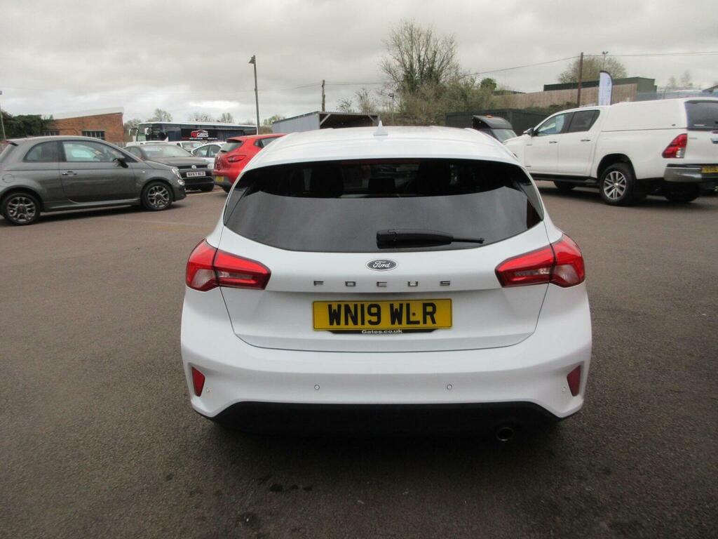 Ford Focus Hatchback 1.0T Ecoboost Titanium Euro 6 Ss WN19WLR White #5
