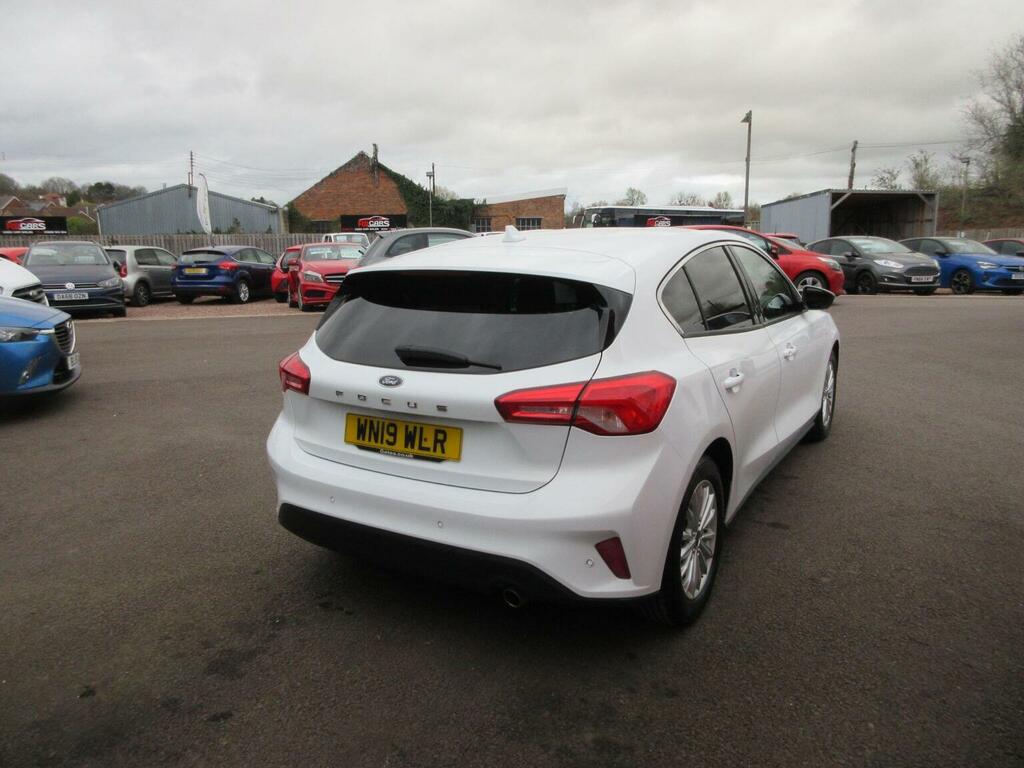 Ford Focus Hatchback 1.0T Ecoboost Titanium Euro 6 Ss WN19WLR White #6