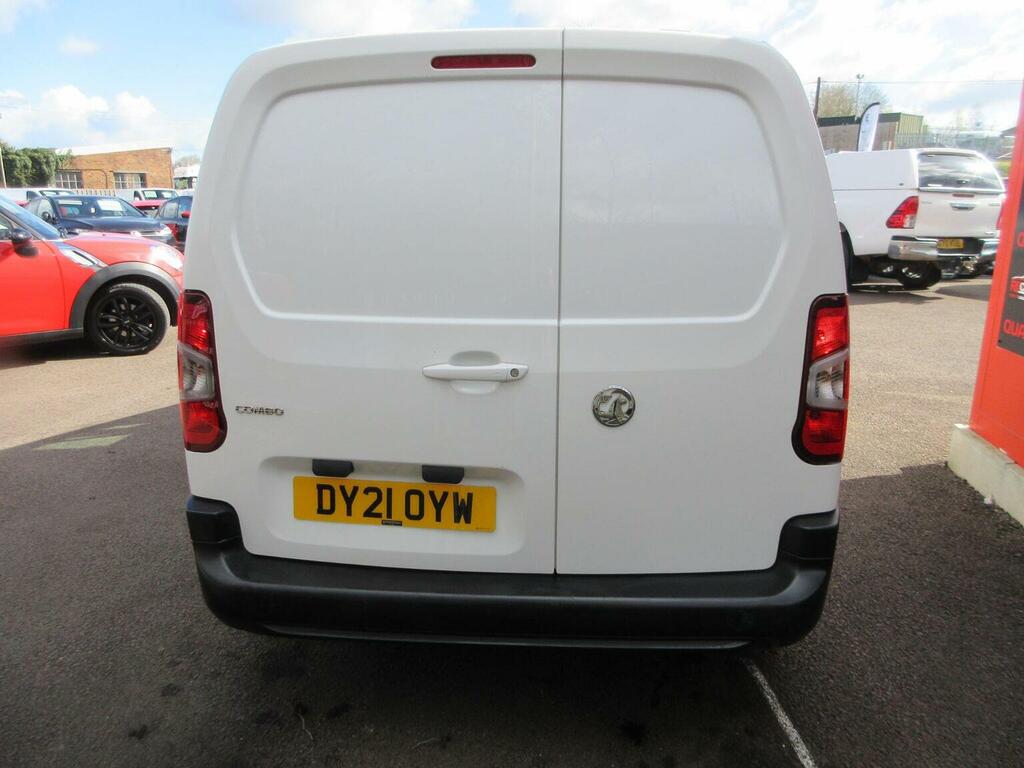 Vauxhall Combo Panel Van 1.5 Turbo D 2300 Edition L2 H1 Euro White #5