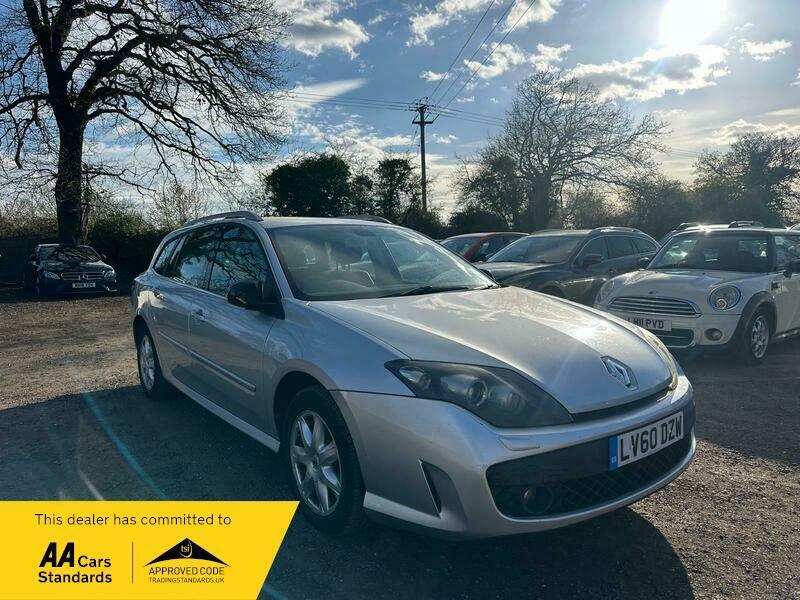 Renault Laguna 2.0 Dci Dynamique Tomtom Tourer Euro 5 Silver