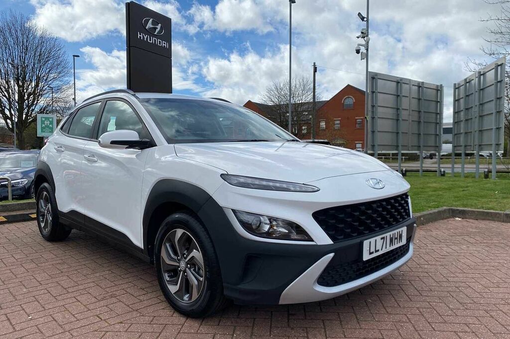 Hyundai Kona 1.6 Gdi Hybrid Se Connect Dct White